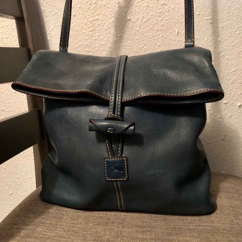 Dooney Bourke purse - Picture 1 of 2
